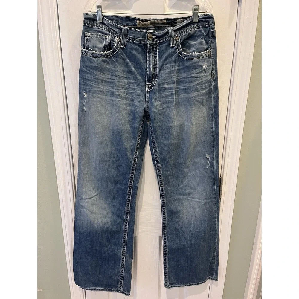 BKE Buckle Tyler Jeans Men's 34x33 Blue Denim Pants Distressed Whiskers